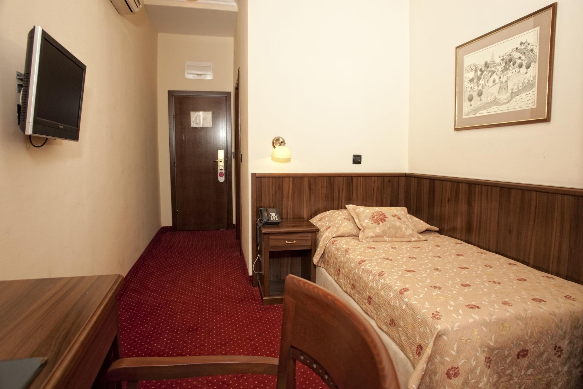 Hotel Continental Rijeka Extérieur photo