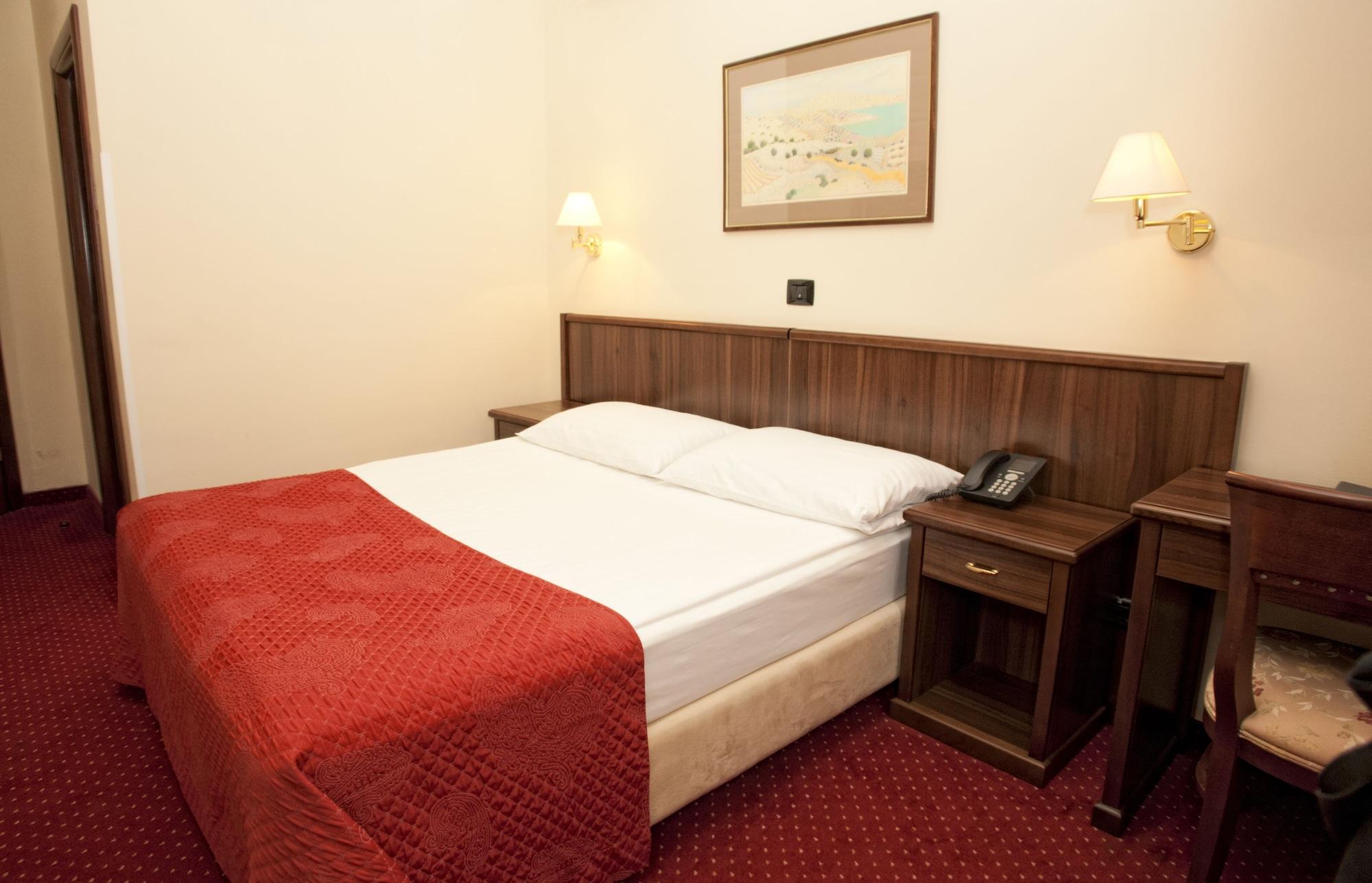 Hotel Continental Rijeka Extérieur photo