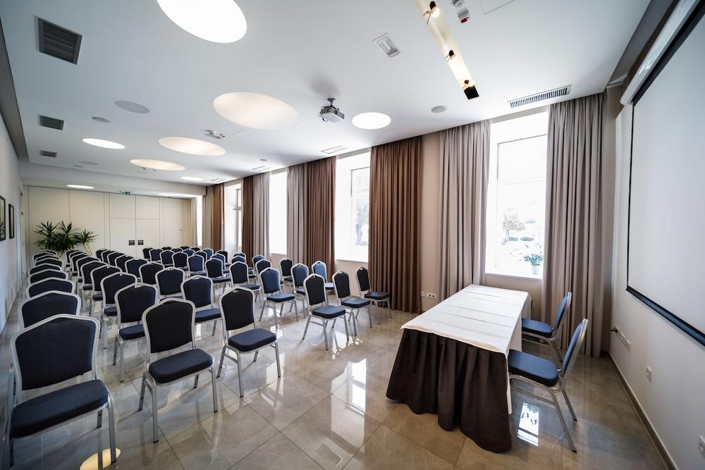 Hotel Continental Rijeka Extérieur photo