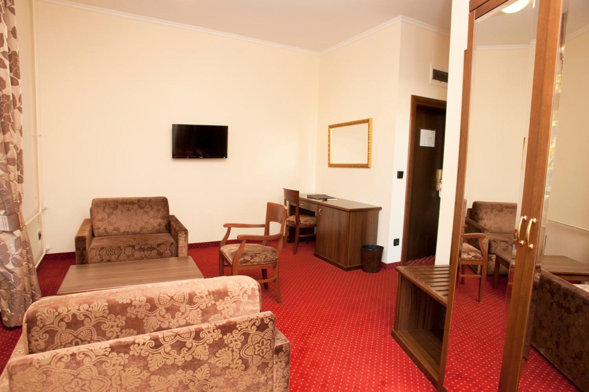 Hotel Continental Rijeka Extérieur photo