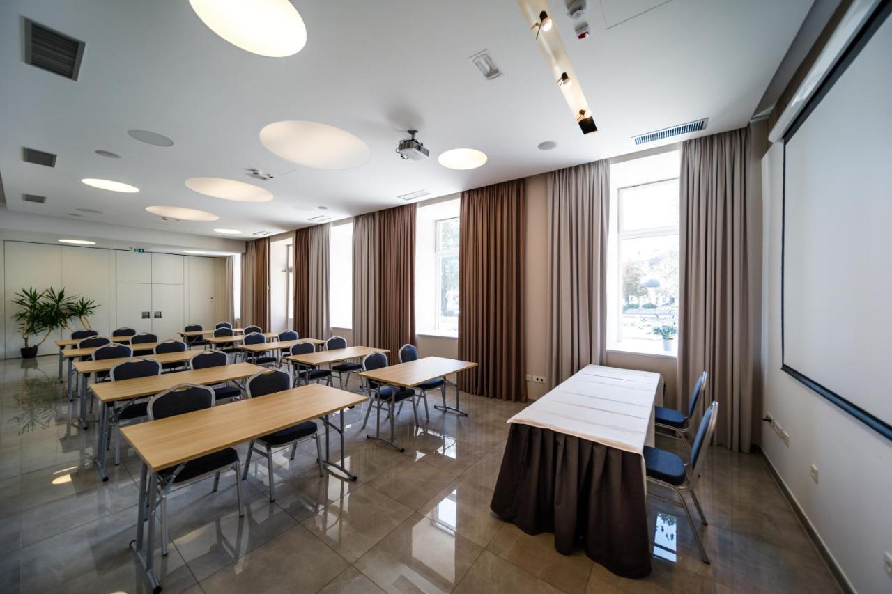 Hotel Continental Rijeka Extérieur photo
